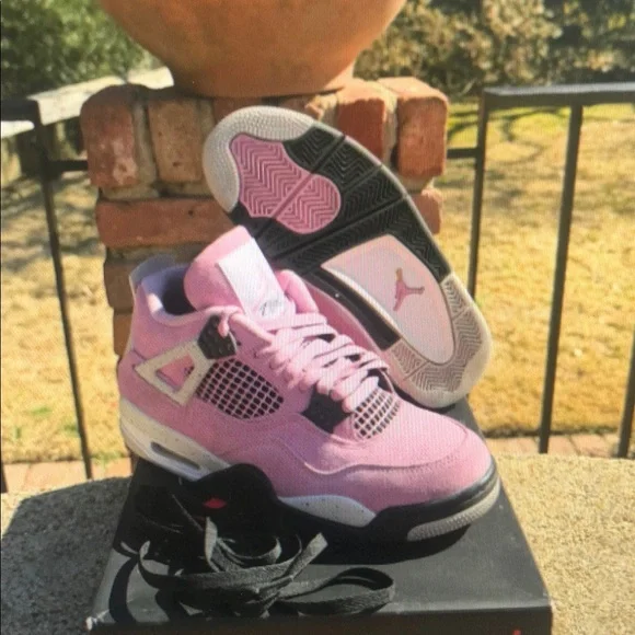 Jordan Air Jordan 4 “Orchid” - Picture 1 of 6